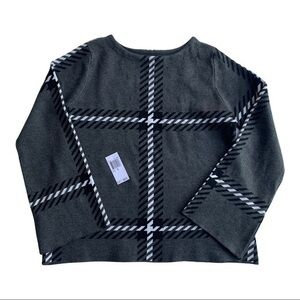 Premise‎ Grey, Black, & White Sweater Size Medium